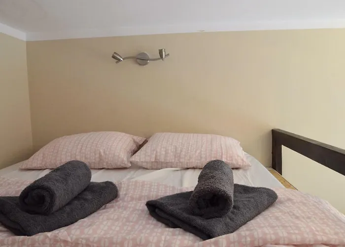 Close To Everywhere *